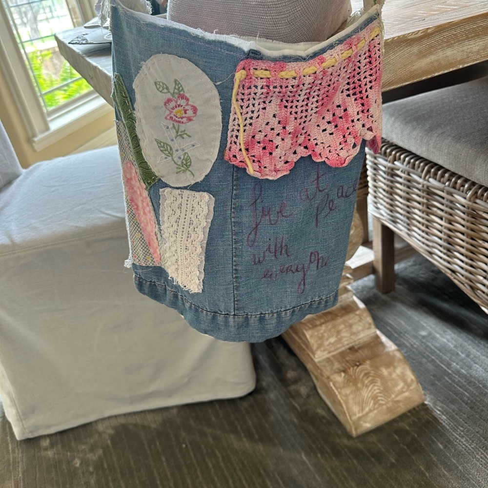 Pink and White Crossbody Bag with Vintage Charm